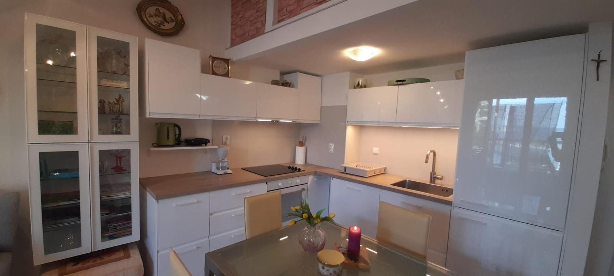 Apartment Sea View Mouth Cetina أوميس المظهر الخارجي الصورة